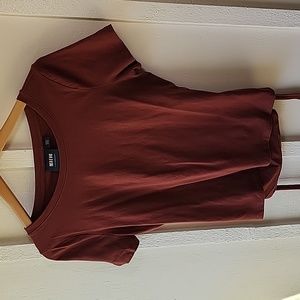 Maeve Anthropologie Short Sleeve Open Back Wrap Tie Shirt Maroon Size Small